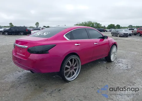 2017 Nissan Altima 2.5 S z USA, uszkodzony, nr VIN 1N4AL3AP1HC180033